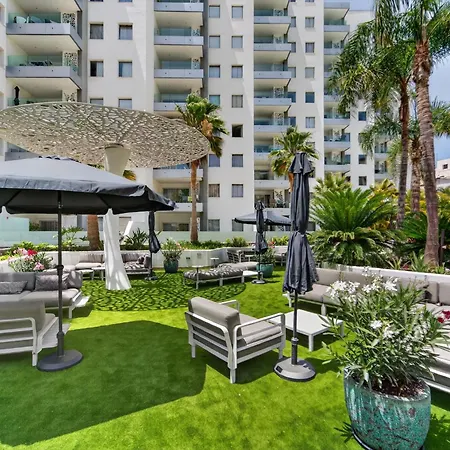 Ocean Garden Sunset View - Heated Pool * 아데제